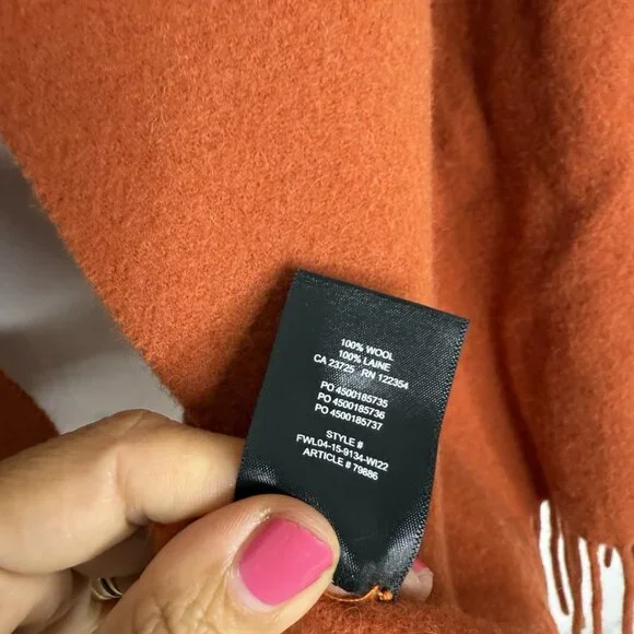 Aritzia Wilfred Tessuto 100% Wool Orange  Oversized Blanket Scarf EUC Warm Cozy - Picture 4 of 8